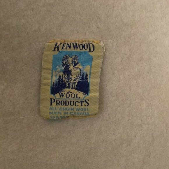 Kenwood Wool Products Virgin Wool Blanket Made in Canada Beige w Red Blue Stripe - Picture 2 of 4